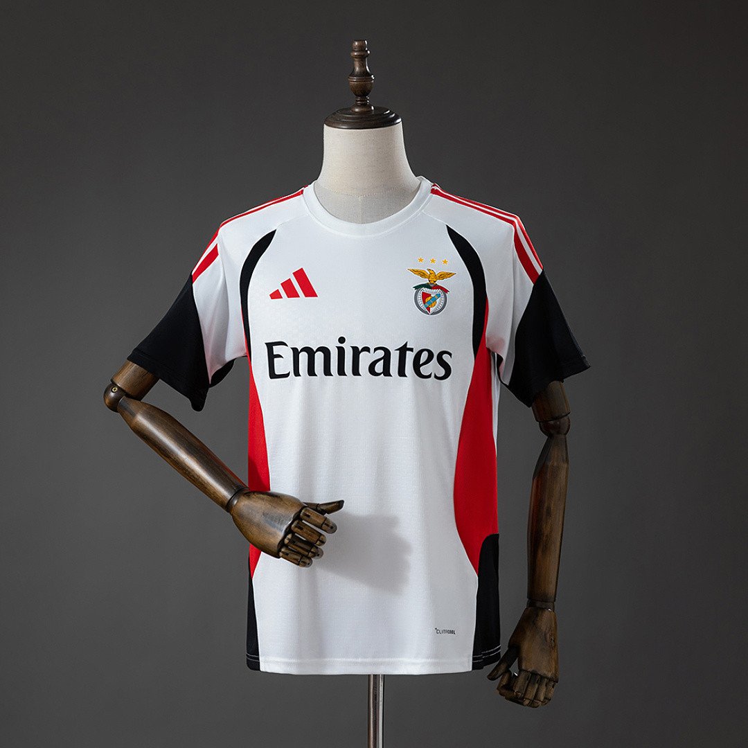 Benfica 26/27 Training Jersey - front view