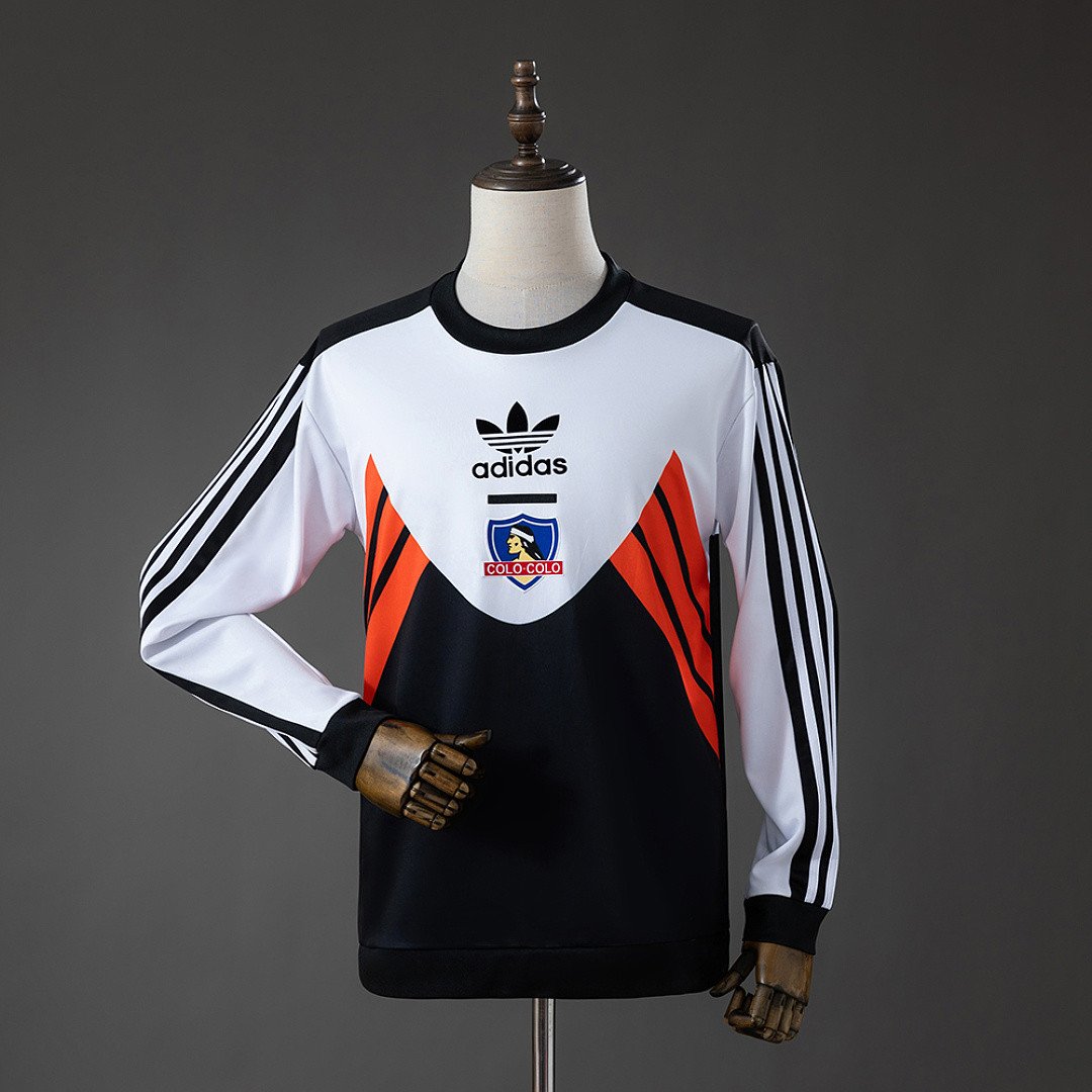 Colo Colo Classic Long Sleeve Graphic Sweatshirt - front view