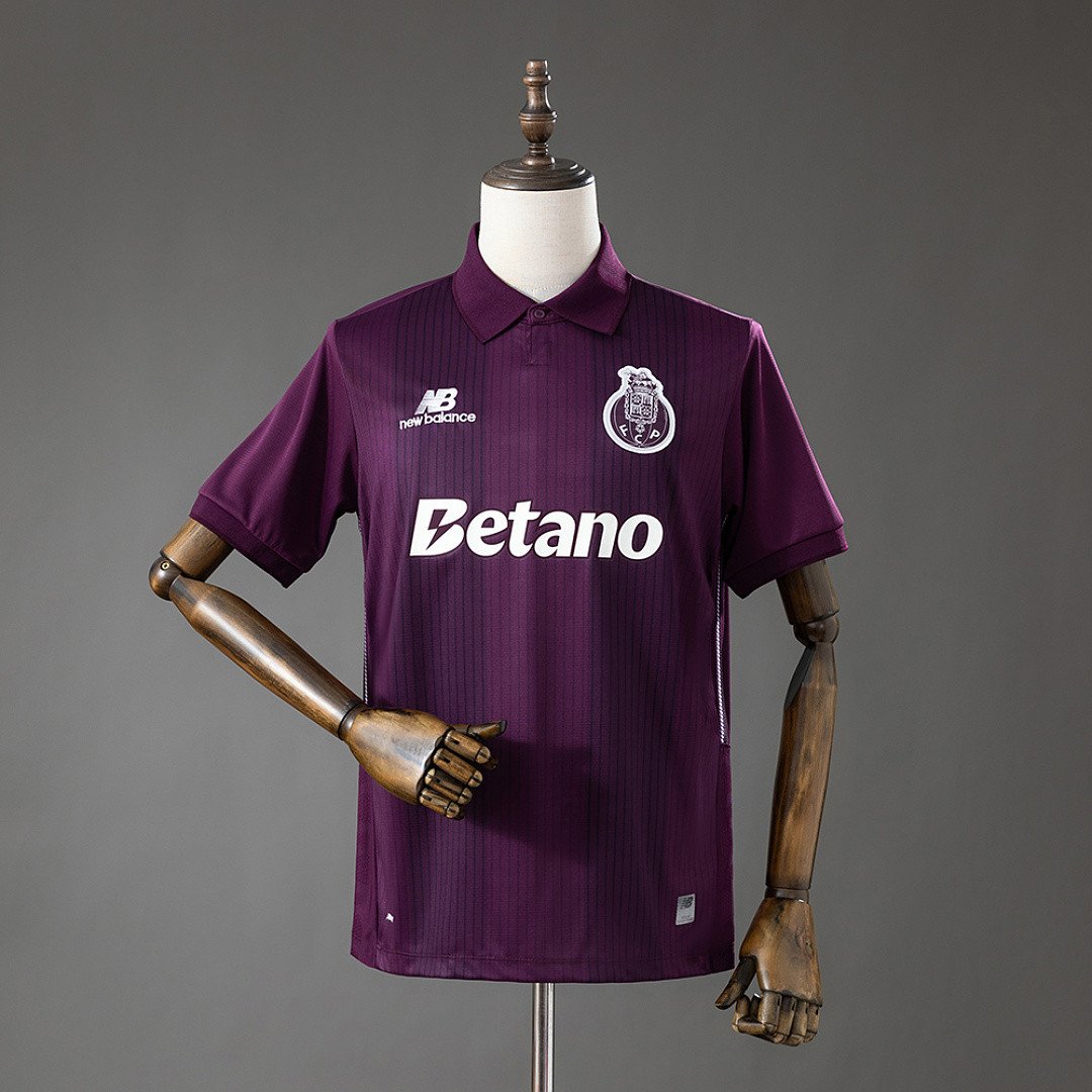 FC Porto 26/27 Away Jersey - front view