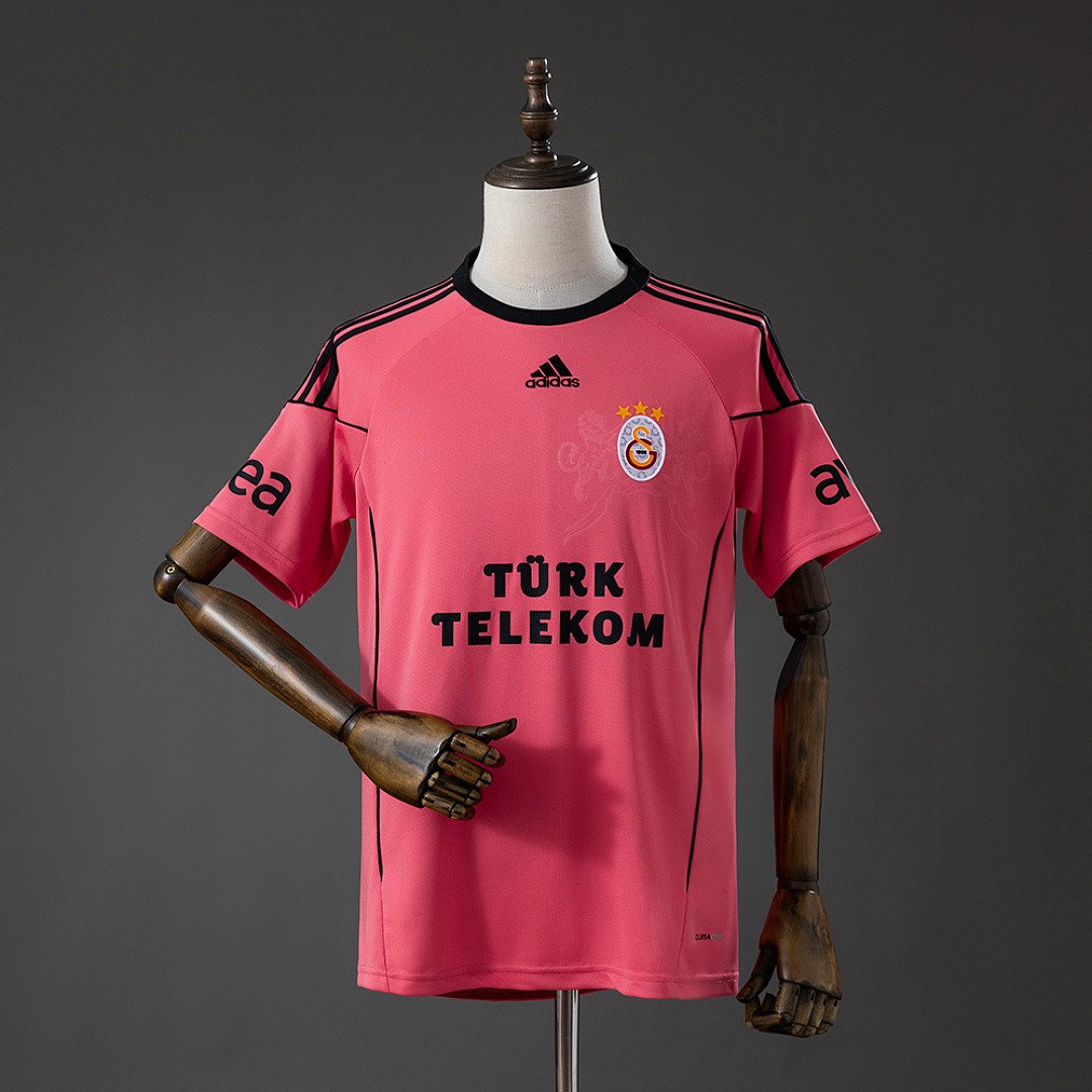 Galatasaray 10/11 Third Retro Jersey - front view