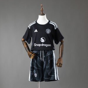 M-U 26/27 Goalkeeper Kids Kit Jersey - Keeper Match Ready - front view
