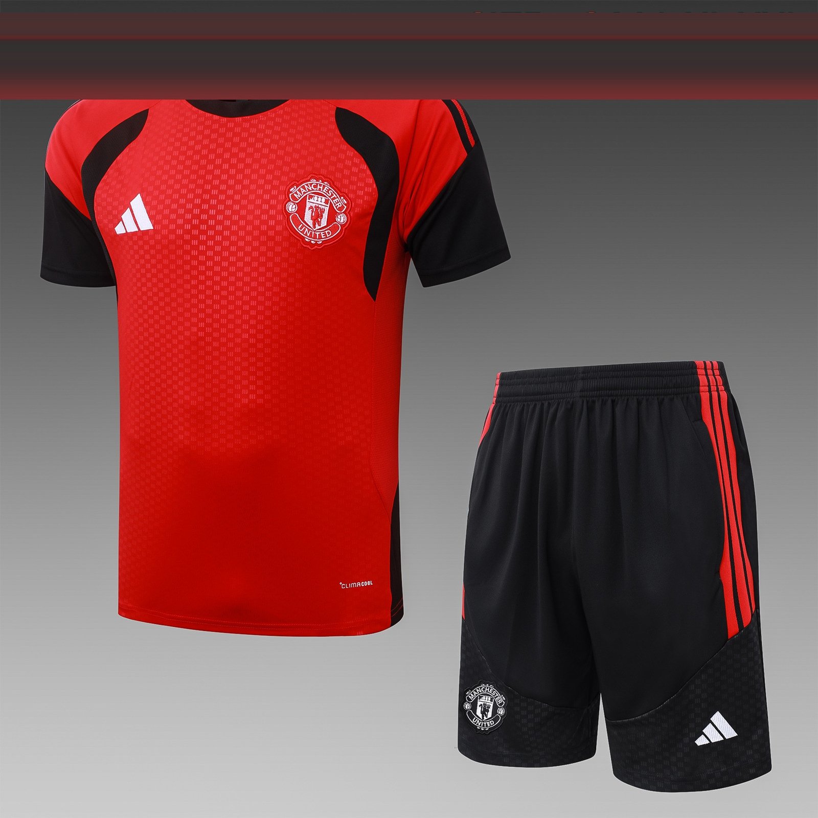 26/27 Manchester United Red Short Sleeve Training Tracksuit Set - front view