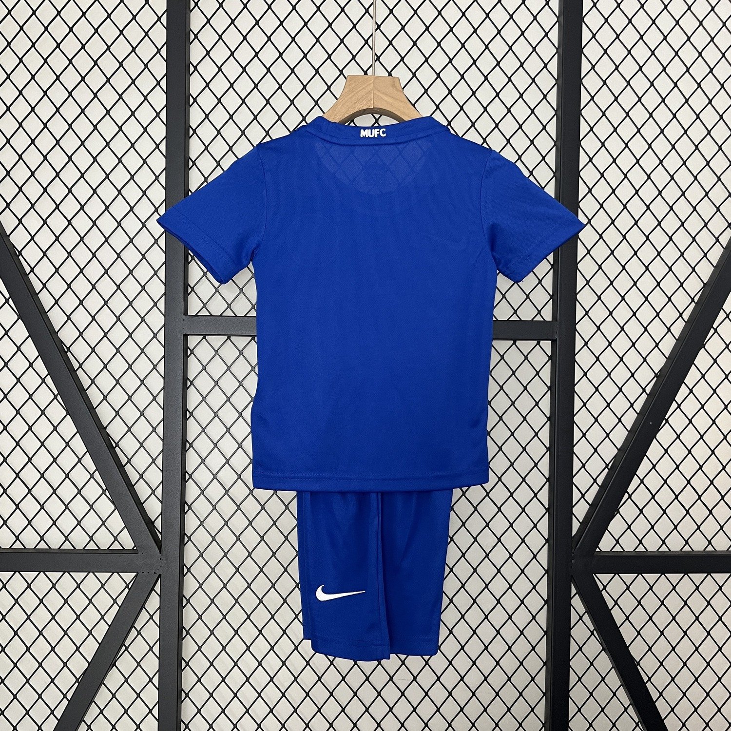 08/09 Manchester United Away Kids Kit Jersey - back view