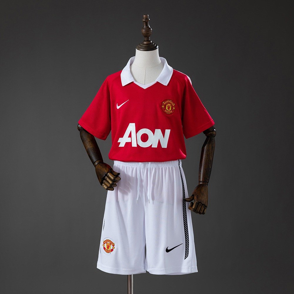 10/11 Manchester United Home Retro Kids Kit Jersey - front view