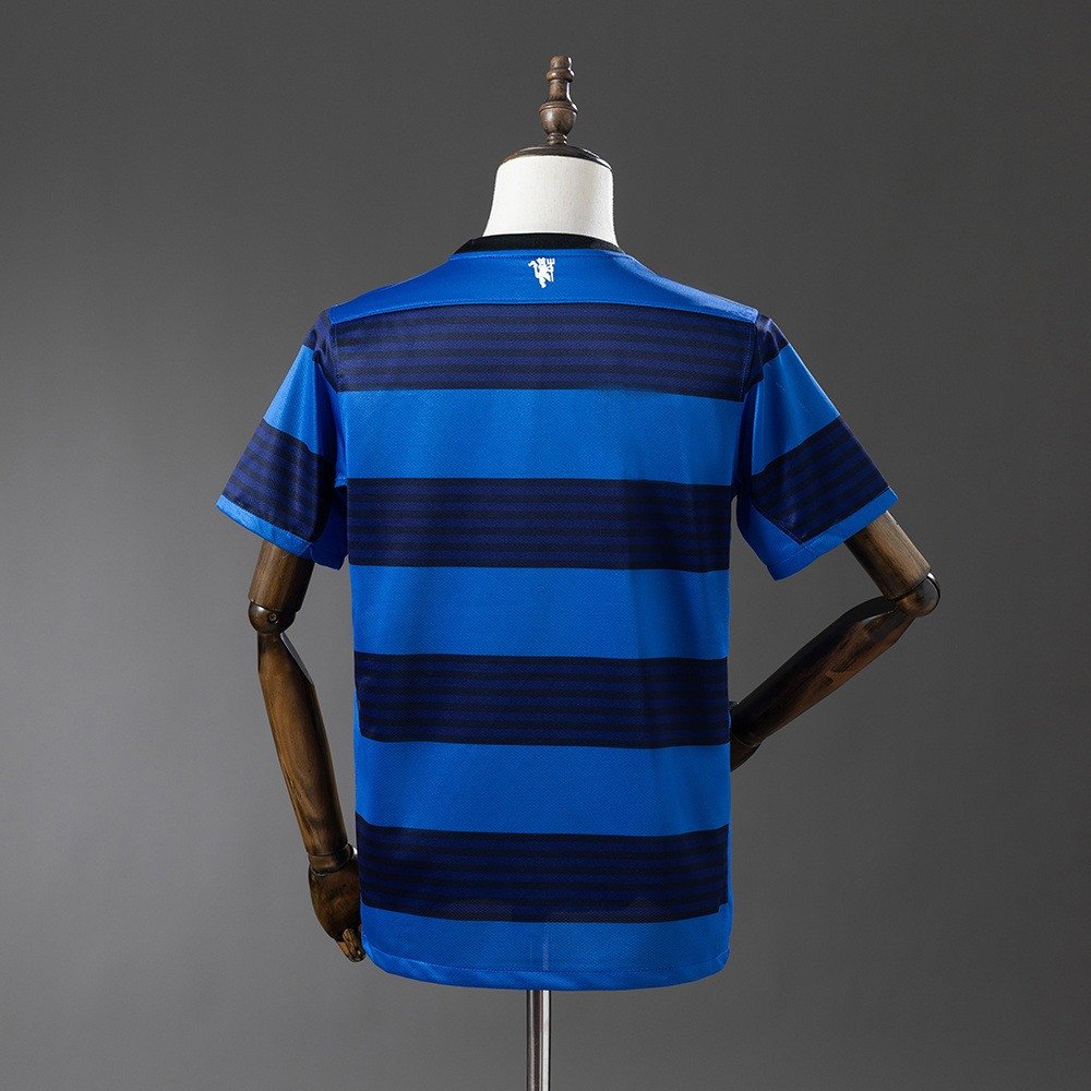 11/12 Manchester United Away Retro Jersey - back view