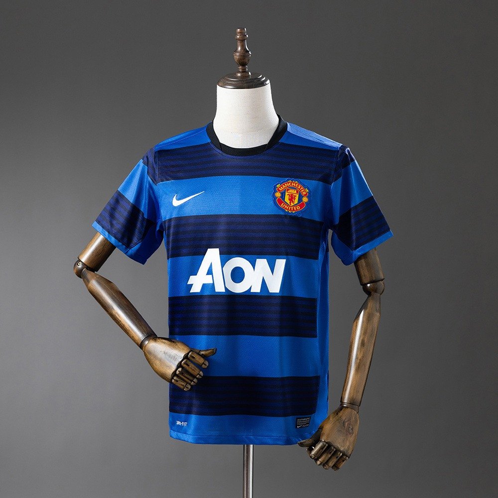 11/12 Manchester United Away Retro Jersey - front view
