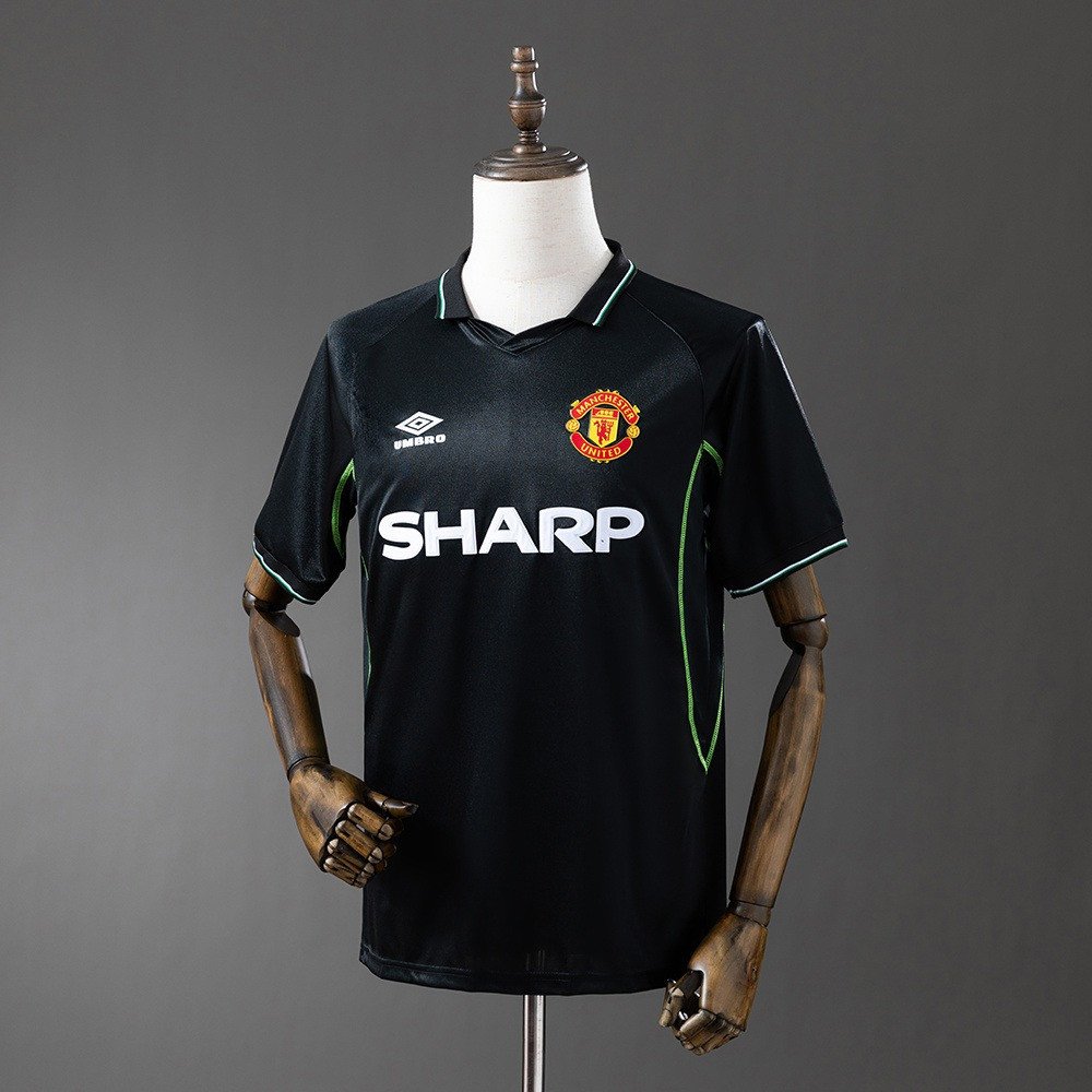 1988 Manchester United Away Retro Jersey - front view