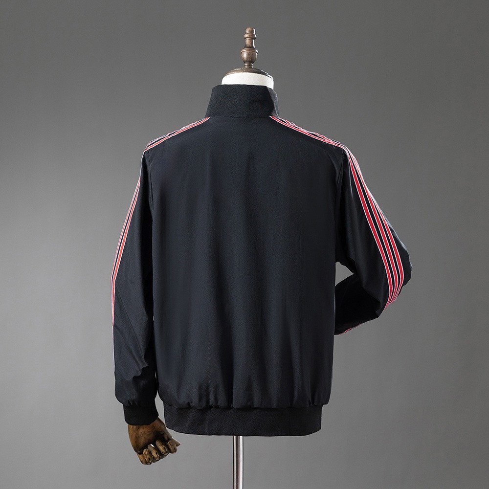 Manchester United Retro Windbreaker Jacket - Black - back view