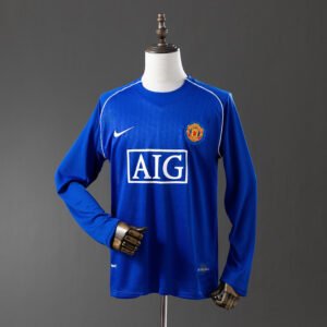 07/08 Manchester United Long Sleeve Retro Goalkeeper Jersey - Blue - front view
