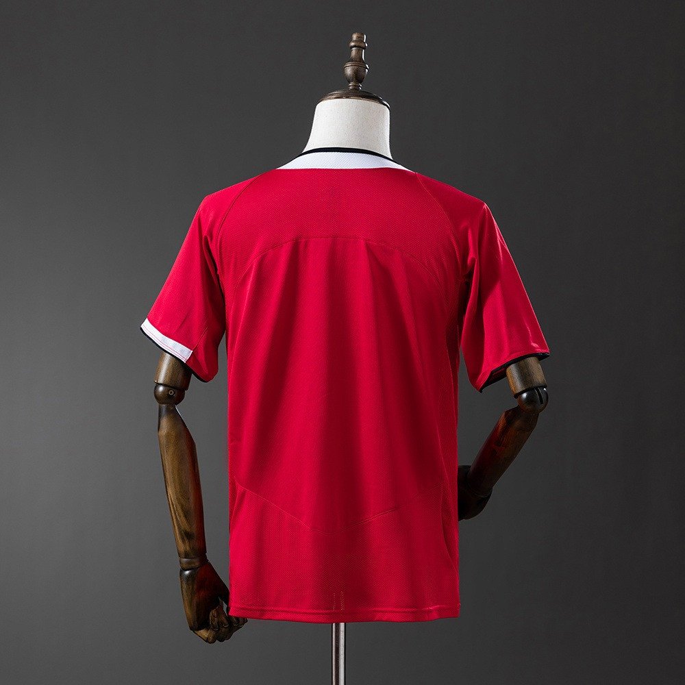 04/06 Manchester United Home Retro Jersey - back view
