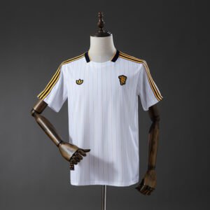 25/26 Manchester United Cultural Shirt Special Edition Jersey - White - front view