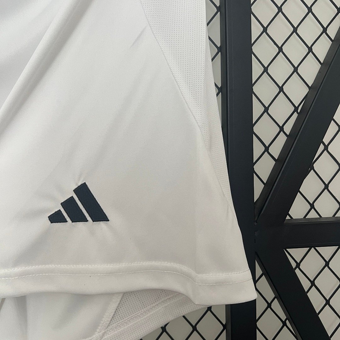 24/25 Shorts Real Madrid Home - back view