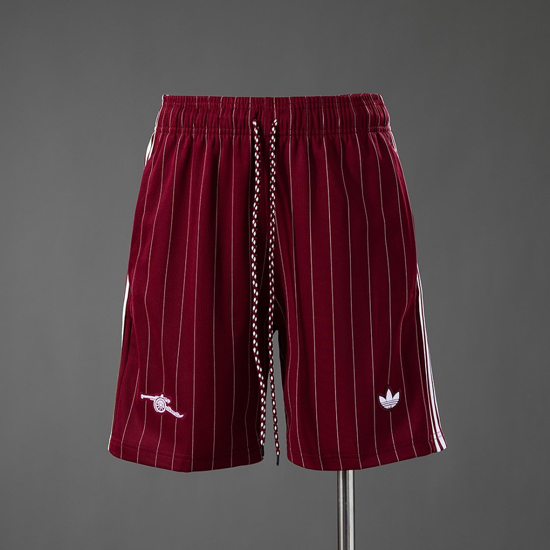 Arsenal Terrace Icons Shorts Red - front view