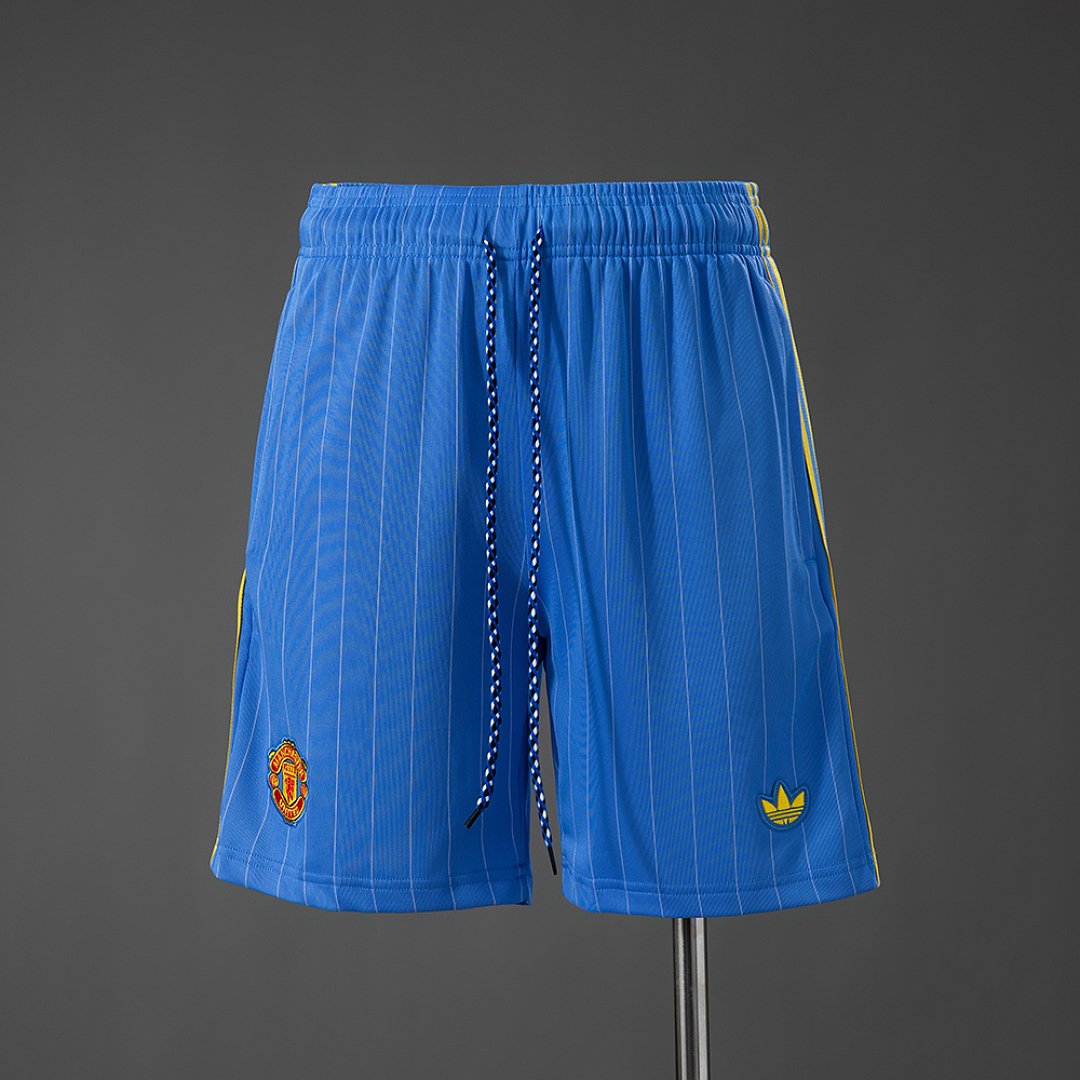 M-U Terrace Icons Shorts Blue - front view