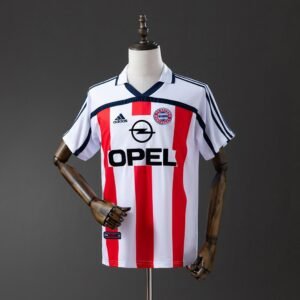 00/02 Bayern Munich Away Jersey Retro - front view