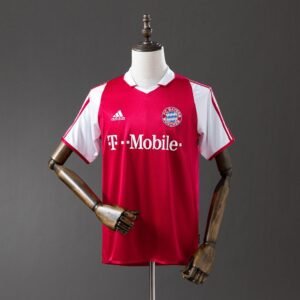 03/04 Bayern Munich Home Jersey Retro - front view