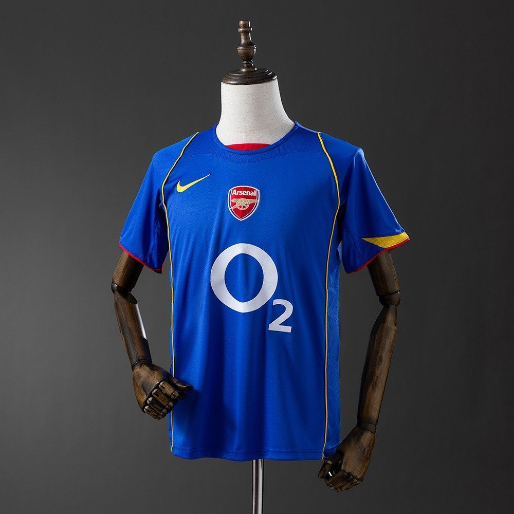 04/05 Arsenal Away Jersey Retro - front view