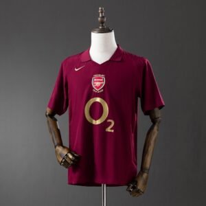 05/06 Arsenal Home Jersey Retro - front view