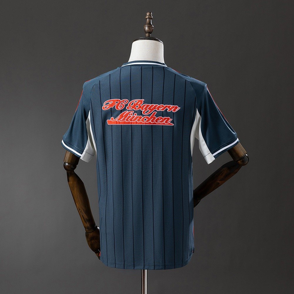 25/26 Bayern Munich Jersey - back view
