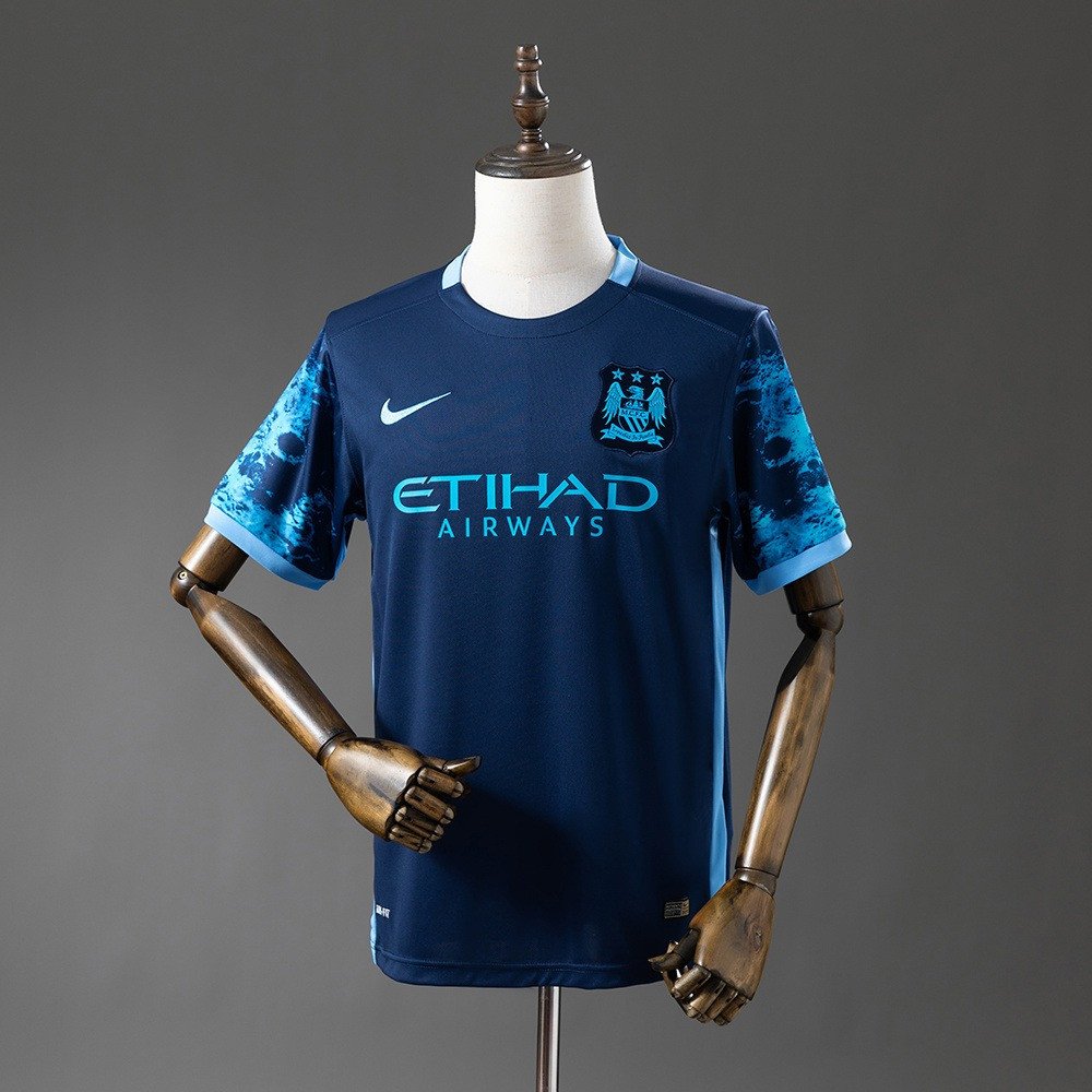 15/16 Manchester City Away Retro Jersey - front view