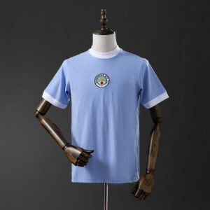 19/72 Manchester City Home Retro Jersey - front view