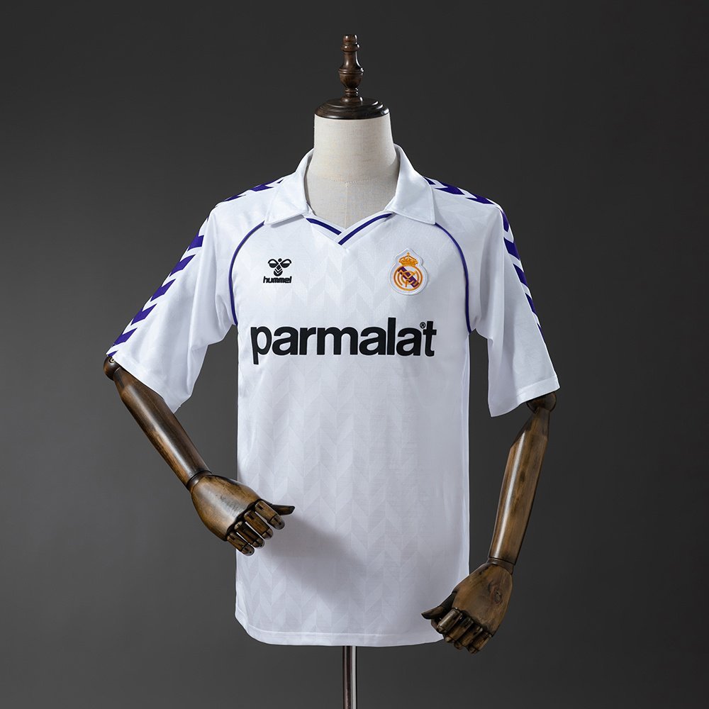 Real Madrid 1988-1989 Home Jersey in White with Purple Chevron Sleeves — product photo