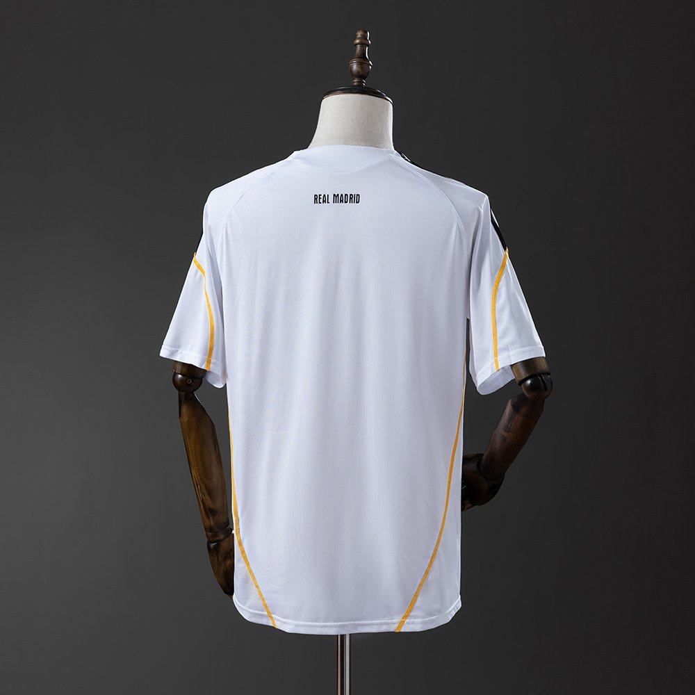 2004-2005 Real Madrid Home Jersey, White with Black Shoulder Stripes — alternate view 2