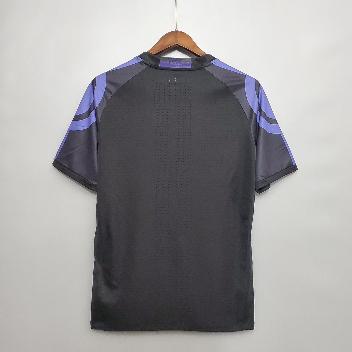 2015-2016 Real Madrid Third Jersey, Black with Purple Sleeves — alternate view 1